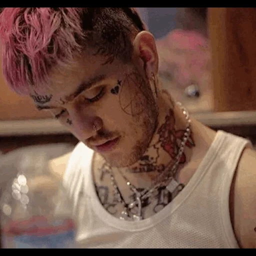 humano, pequeño wayne, lil peep, perfil de lil peep, machine gun kelly 2020