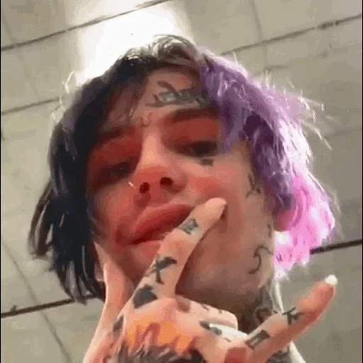 pequeño wayne, lil peep, lil pip nails, gustav lil peep, lil peep hellboy