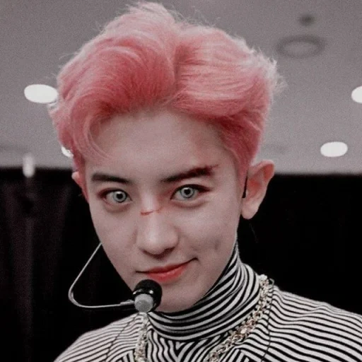 jalur, pak chanyeol, chanyeol exo, park chanyeol, rambut pink chanyeol