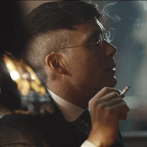 visières pointues, mème d'investissement tinkoff, peaky blinders saison 6, peaky blinders 4 season se terminant