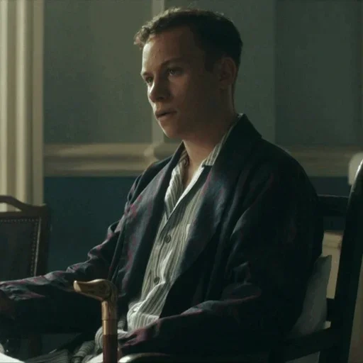 finn cole, кадр фильма, дом майкрофта холмса, майкрофт холмс эстетика, расследования мердока сезон 12