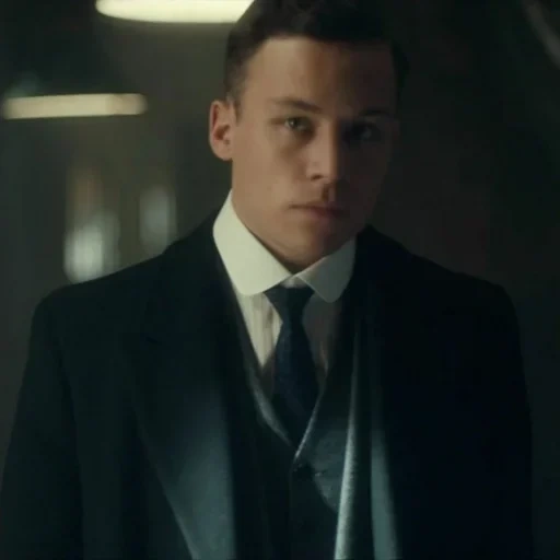 finn cole, scharfe visiere, jack rowen scharfe visiere, scharfe visiere john shelby, mr grey sharp visors