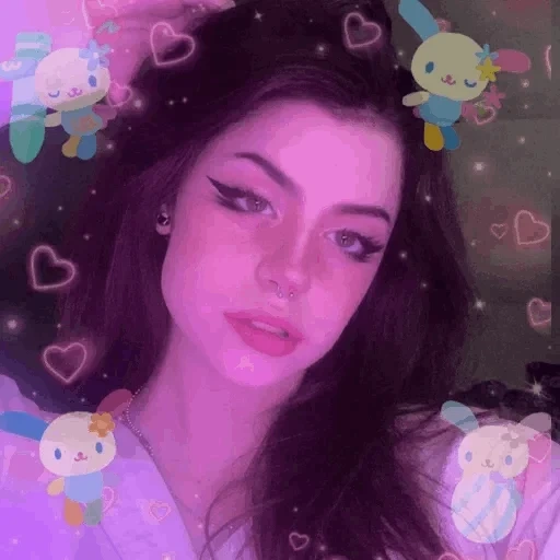 la ragazza, nasja kamenskikh, la ragazza è bellissima, aesthetically hannah, hannah notaestheticallyhannah