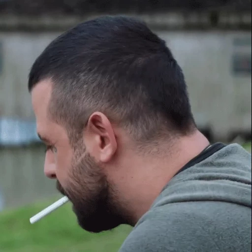 мужчина, человек, лицо, прическа кроп, борода с сигарой