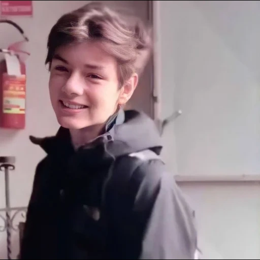 umano, ragazzo, per ragazzi, thomas sangster, giovani attori