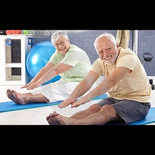 der männliche, täglich, trainingstherapie für arthrose, physiotherapie, gymnastik älterer menschen in 70 jahren
