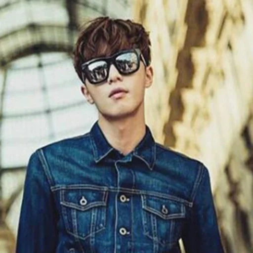 jeune homme, seo kang-jun, taecyeon 2pm, lunettes golden heka, acteur coréen