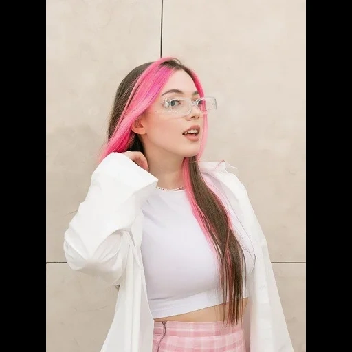 chica, twitch.tv, hermosa chica, hermosos medios de transmisión, el presentador más hermoso