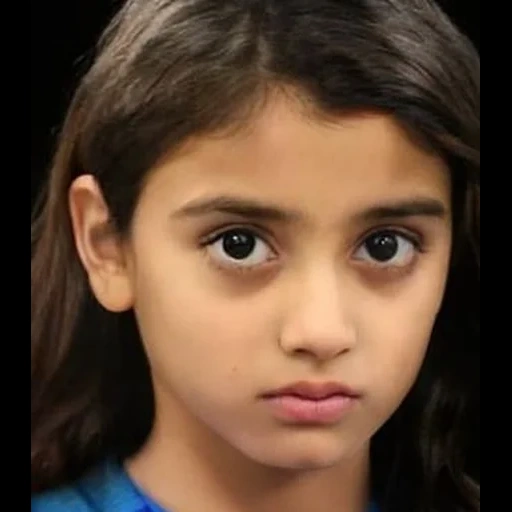 chica, película de lorik, niñita, merkan-fatima turkil, chica árabe es pequeña
