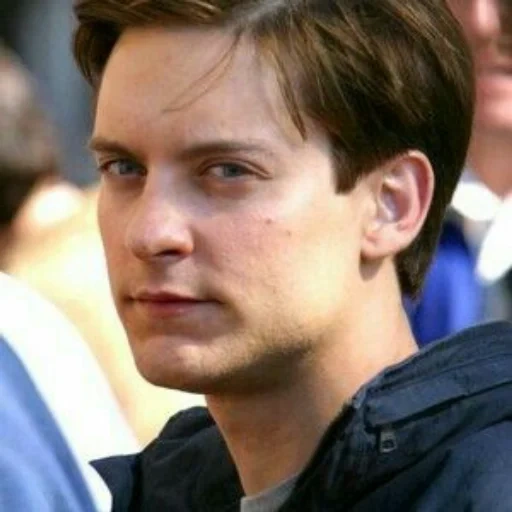 toby maguire, spiderman, billy maguire mem, toby maguire 5 welle, toby maguire peter parker