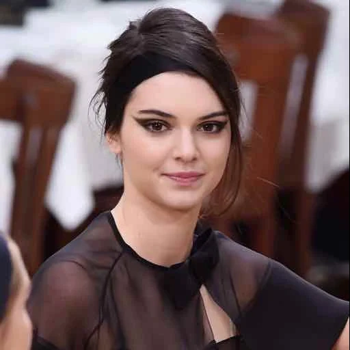 kendall jenner, kendall jenner 2021, estilo kendall jenner, maquillaje kendall jenner
