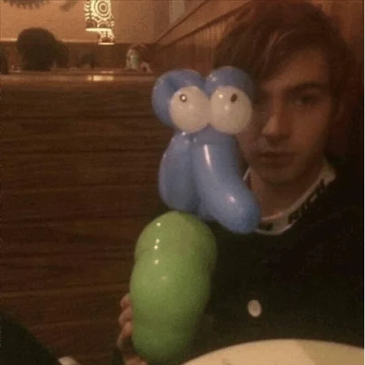 young man, male, people, roman nikitin, balloon