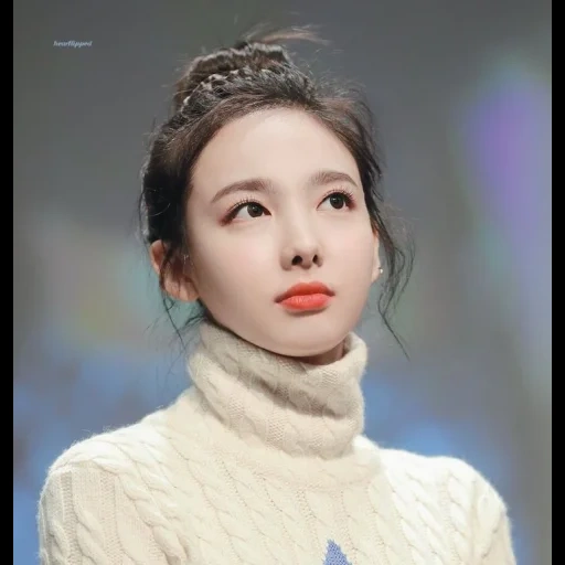 young woman, they are naun, twice nayeon, twith with a bundle, asian beauty