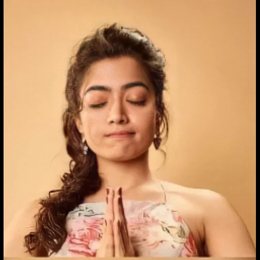 девушка, rashmika, луис руффинелли, rashmika mandanna 2020, rashmika mandanna expressions