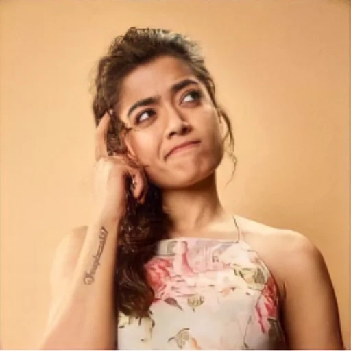 камера, мужчина, rashmika, рашмика манданна, rashmika mandanna expressions