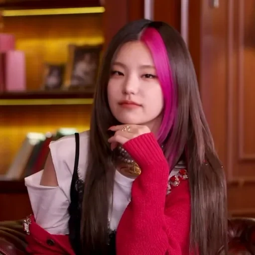 yeji, азиат, coreana, девушка, dyed hair