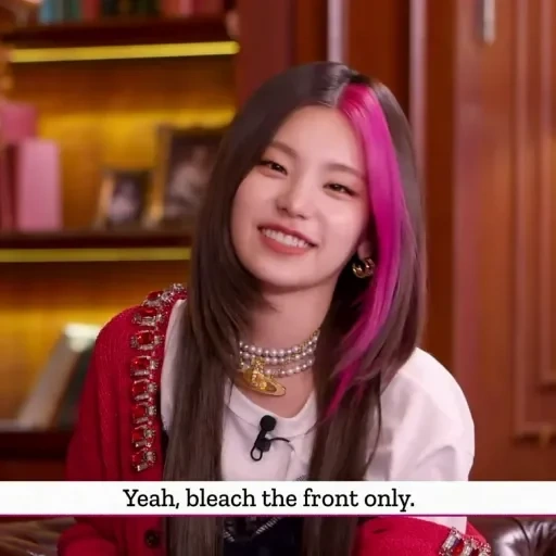 yeji, people, la tour de l'horloge, blackpink jennie, actrice coréenne