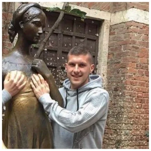 human, young woman, the male, verona italy, grave romeo juliet