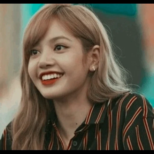 la macchina fotografica, polvere nera, lisa blackpink, telefono con fotocamera, blackpink lalisa