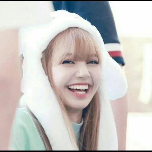 poudre noire, lisa blackpink, lalisa blackpink