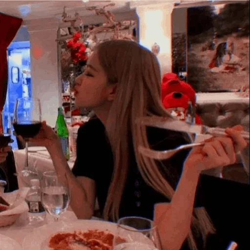 chica, rose blackpink, hermosa chica, restaurante rose blackpink