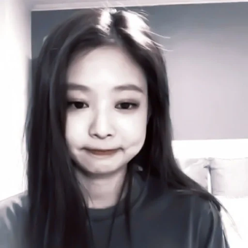 jennie, jenny kim, jenny kim selfie, jenny blackpink, jenny blackpink sans maquillage