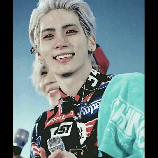 тэмин, джонхён, jonghyun shinee, джонхён улыбается, джонхен shinee сохраненки