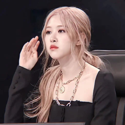 pó preto, pó preto bts, blackpink rosé, grupo blackpink, estética rosa em pó preto