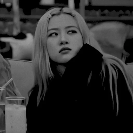 polvere nera, rose blackpink, blackpink rosé, la ragazza è bellissima, 24/365 con serie blackpink