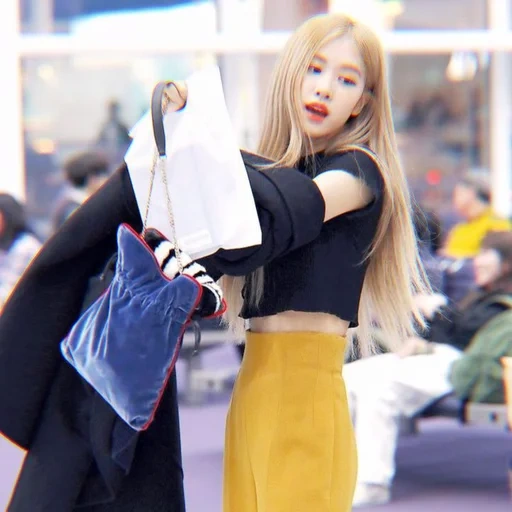 pó preto, roupas da moda, blackpink lisa, rose blackpink, veludo vermelho yili