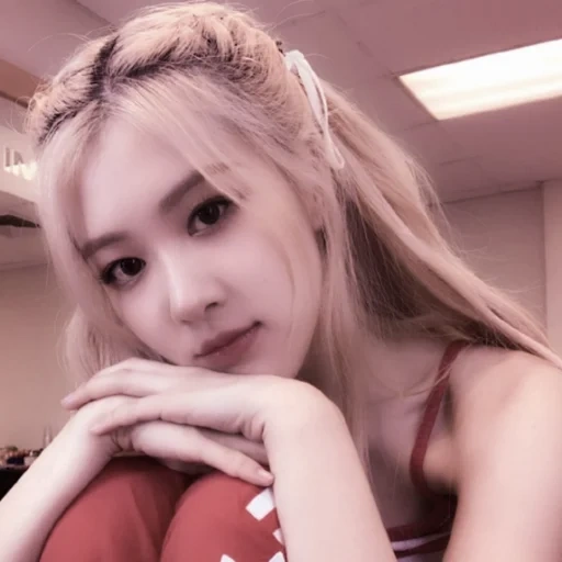 la ragazza, polvere nera, gi edel 2020, rose blackpink, blackpink rosé