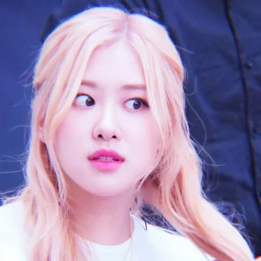 rose noir, rose noir, rosé noir, rose noire, rose blackpink sans maquillage