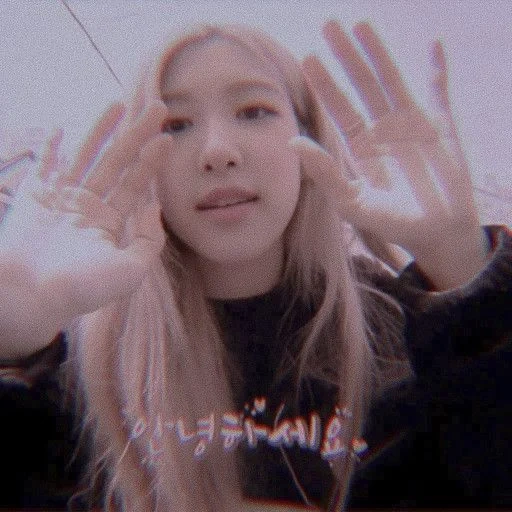 giovane donna, taeyeon mv, taeyeon snsd, taeyeon i mv, rose blackpink