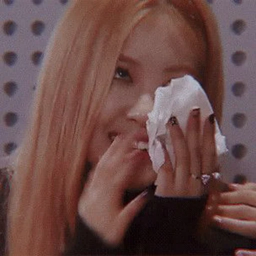 pó preto, blackpink rosé, rose blackpink, chorando em pó preto, rose chorando pó preto