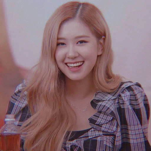 pó preto, blackpink rosé, rose blackpink, park chae young, aplicação de espelho