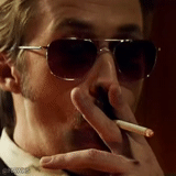 le persone, uomini, le riprese del film, ryan gosling fuma, sigaretta ryan gosling