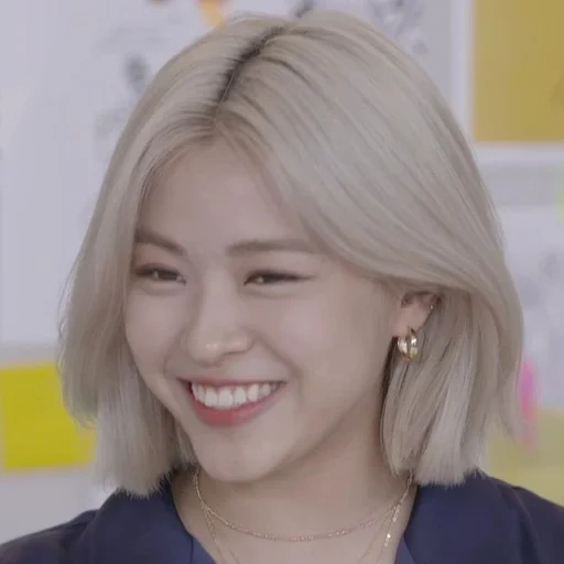 yeri, ken ryujin, shin ryujin, ryujin kare blond, asian hairstyles