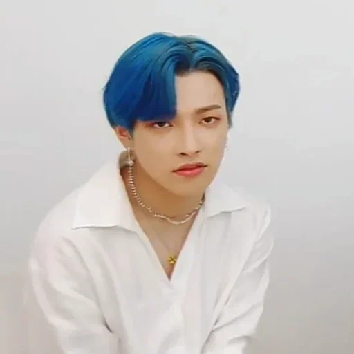 asiatique, hongjun, kim hongjun, ateez hongun, hongjun aux cheveux bleus