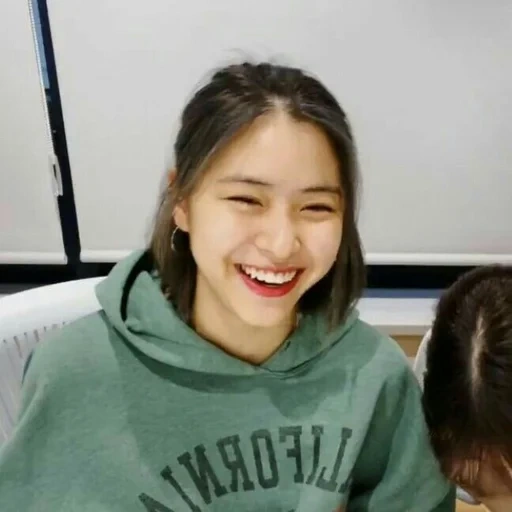 asia, dua kali dahyun, rujin itzy 2022, aktris korea, ryujin itzy smile