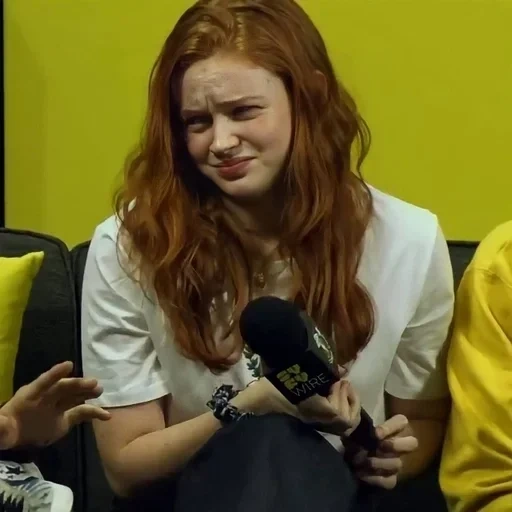 girl, sadie sink, a girl with red hair, a woman with red hair