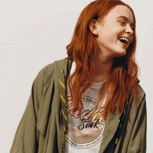 sadie sink, literatur, red hair, rothaarige mädchen, very strange things