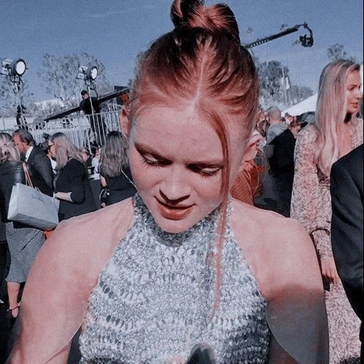 giovane donna, ragazza, sadie sink, sadie sink 2020, giovani attrici