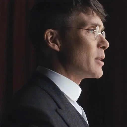 humain, thomas shelby, visières pointues, coiffure tommy shelby, tams she shelby sharp visors