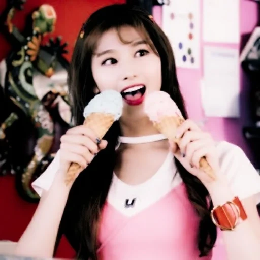 son naun, dos veces momo, dos veces sana, irene red velvet