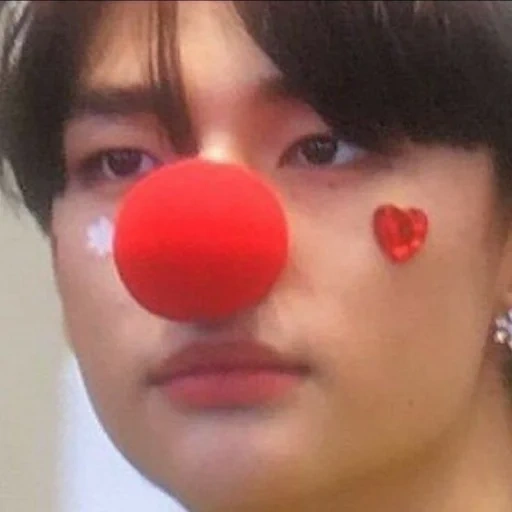 face, taehen kim, jung jungkook, jungkook bts, kpop clown hyunzhin