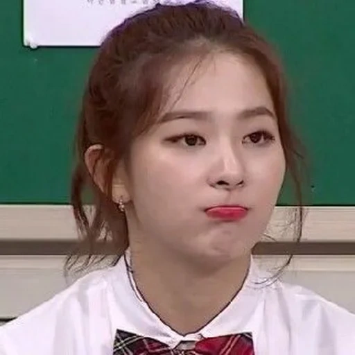 girl, kansergi, red velvet, irene red light corduroy meme, knowing brothers red velvet rus sab 2017