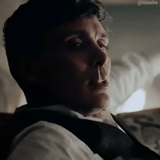 shelby, thomas shelby, visières pointues, coupe de cheveux thomas shelby, peaky blinders thomas shelby