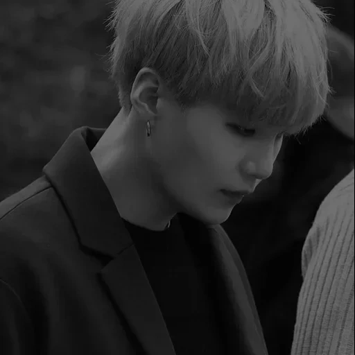 suga, bts yungi, min yongi, bts yoongi, l'épouse de la rivière dieu