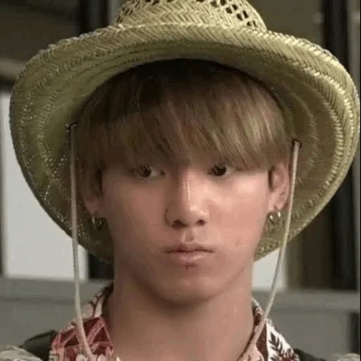 meme face, zheng zhongguo, bangtan boys, jungkook bts, chonguk hawaiian memes