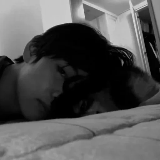 taehen, taehyung kim, ragazzi di bangtan, taehyung selca, i gemiti maschili di taehyun